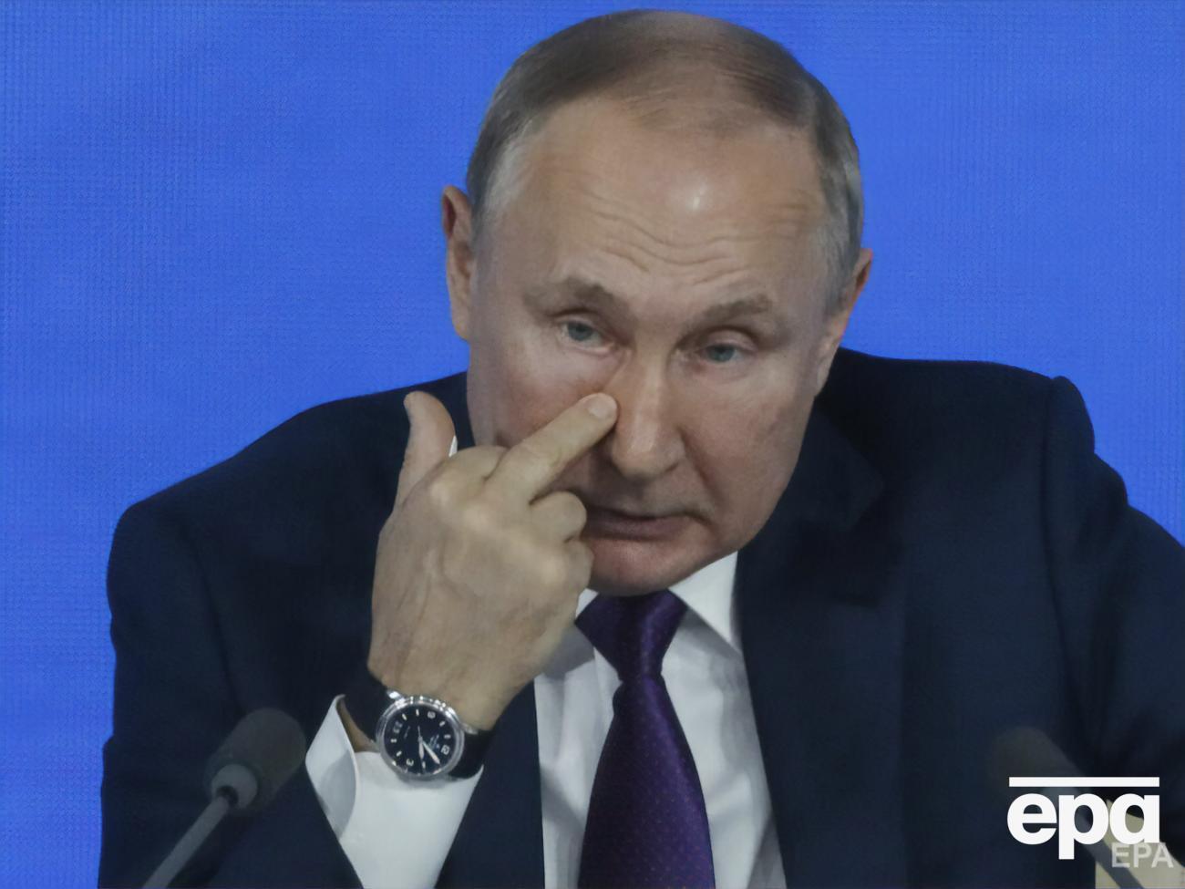 По словам Путина, он выступает против "политизации спорта"