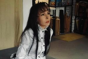 Хлебникову госпитализировали в середине ноября, а в начале декабря перевели из реанимации в палату