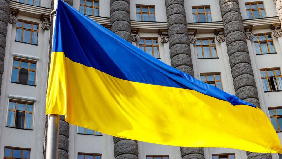 В списке запрещенных к ввозу в Украину российских товаров около 150 наименований