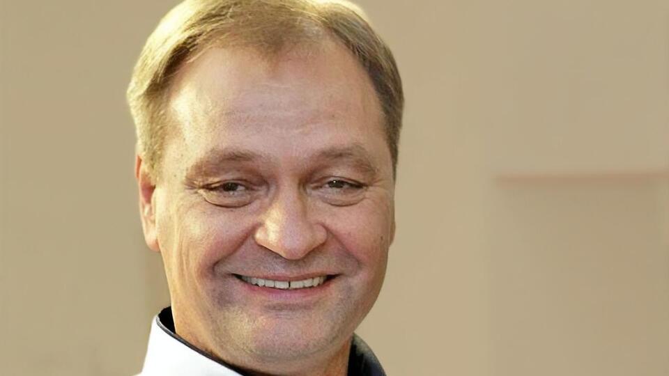 Александр Пономарев уже третий раз народный депутат