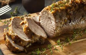 Мариновать буженину необходимо два часа