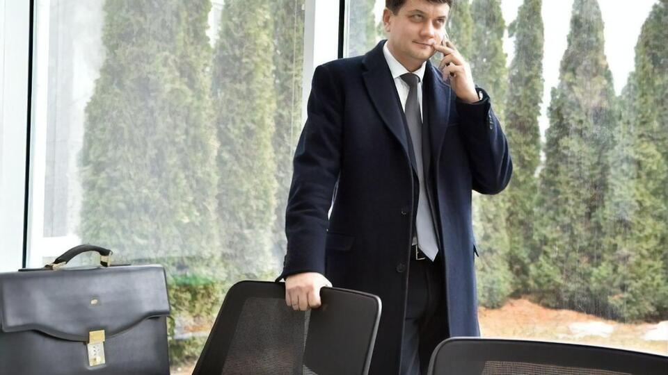 Разумков має намір будувати партію та об'єднуватися ні з ким не планує