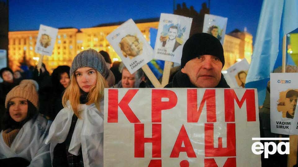 Вірить у звільнення Криму внаслідок переговорів Зеленського та Путіна менше як 11% українців