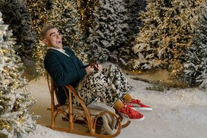 Летом Wellboy презентовал клип на песню "Гуси", которая сделала его знаменитым