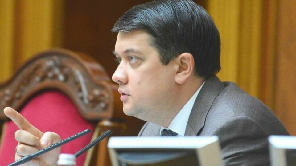 Разумков зазначив, що "стати диктатором і намагатися стати диктатором – не те саме"