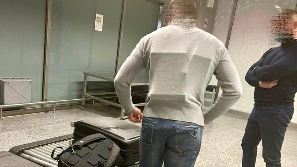 Громадянин привернув до себе увагу відразу кількох контролювальних служб, повідомили у Державній митній службі