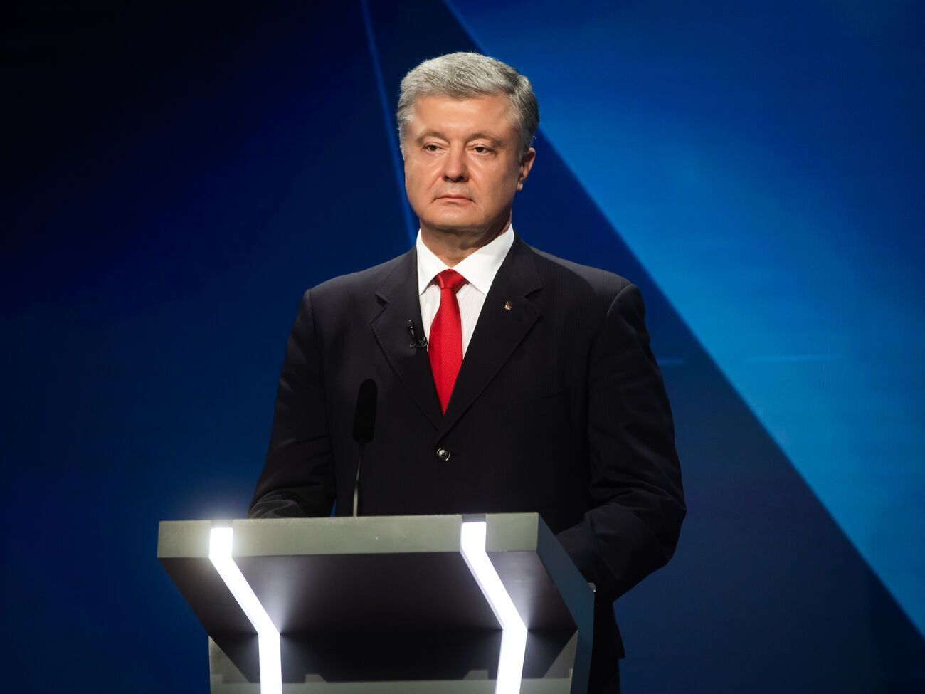 Адвокаты не знают о решении суда задержать Порошенко для избрания ему меры пресечения