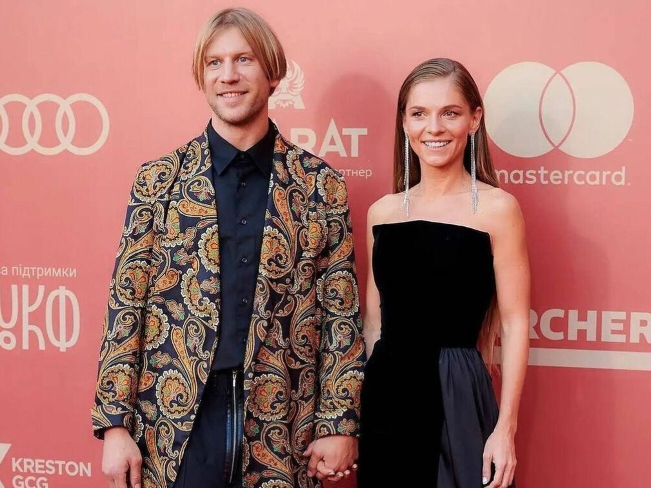 "Я влюбился, а она &ndash; нет". Иван Дорн с женой Анастасией Новиковой