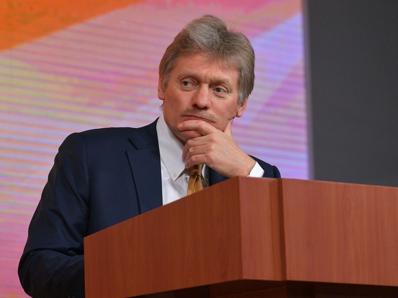 Песков назвал слухи о войне "безосновательным нагнетанием напряженности"