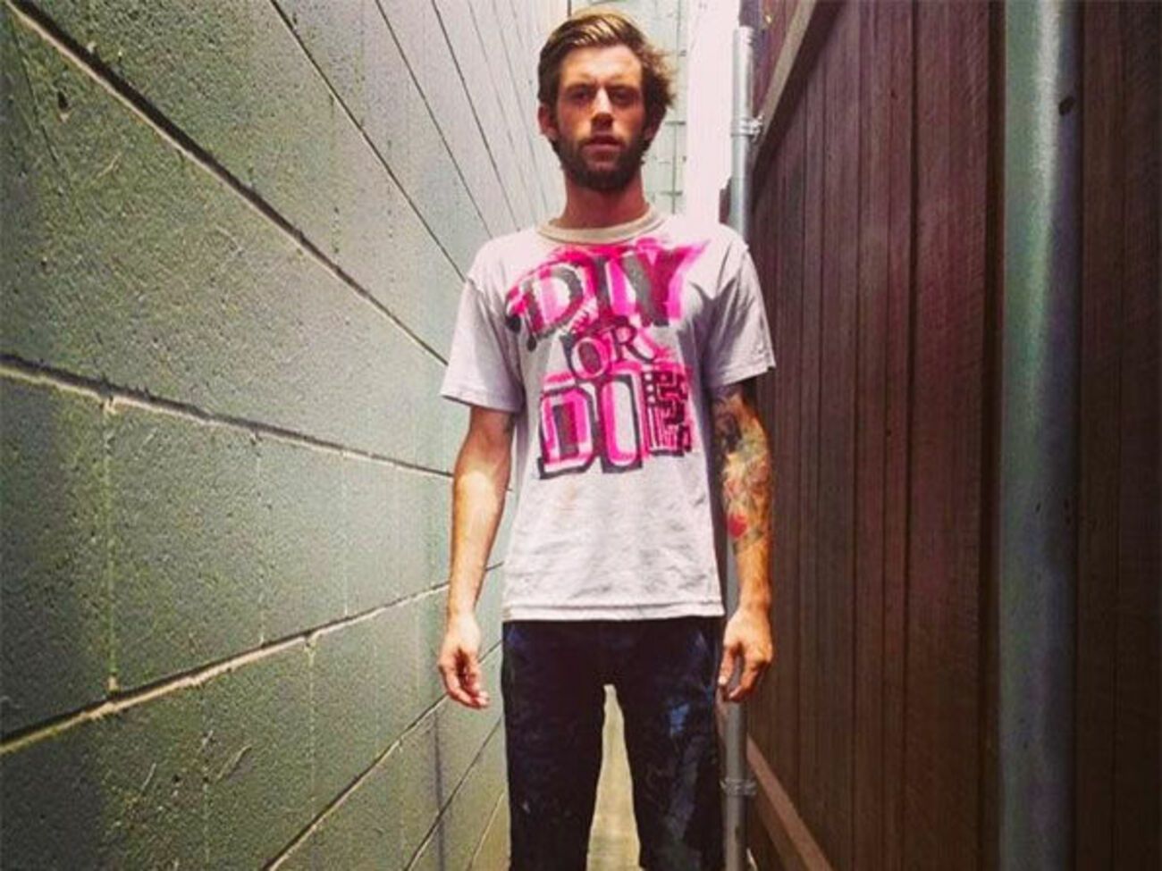 Элдену было четыре месяца, когда его родители за $200 согласились на его участие в съемках для обложки&nbsp;Nirvana