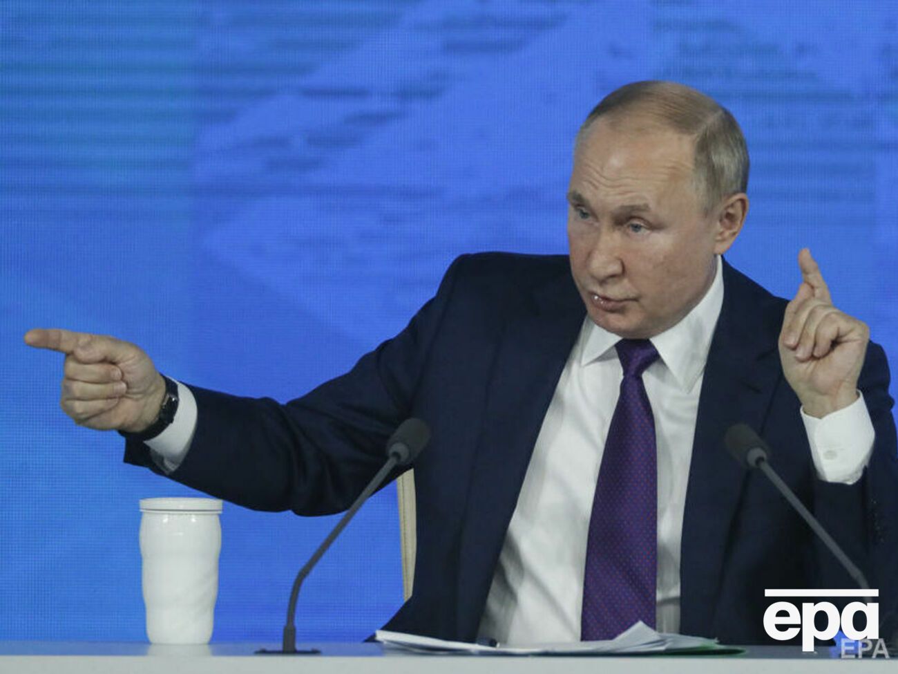 У Білому домі вже заявляли, що США не приймуть частини вимог Росії щодо безпеки, зокрема стосовно НАТО, але Путін хоче домогтися " дипломатичного переговорного результату"
