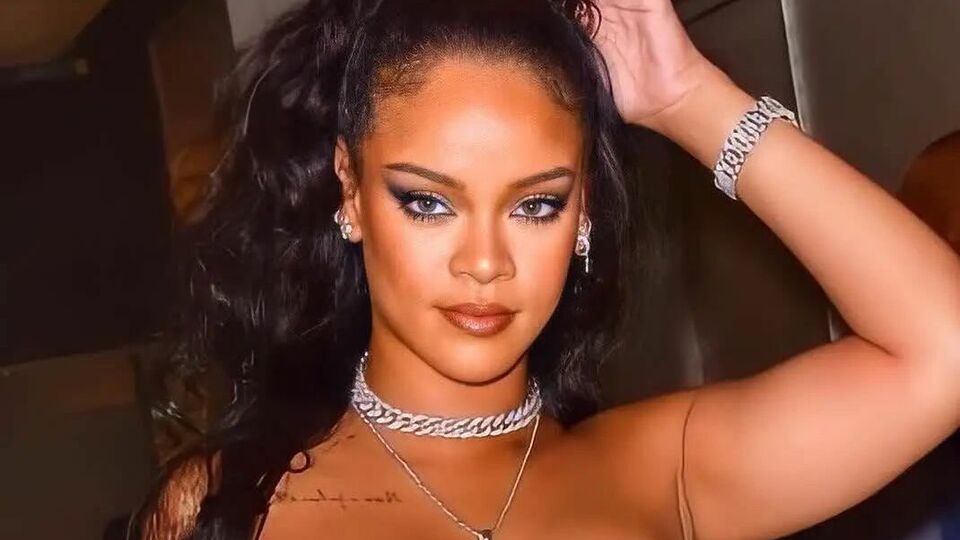 Фанати оприлюднили нове еротичне фото 33-річної Ріанни