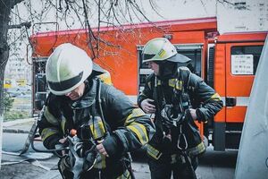 До гасіння пожежі залучали 12 рятувальників і три одиниці техніки