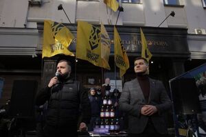 Кириллов (слева): Родную страну я покидать не собираюсь