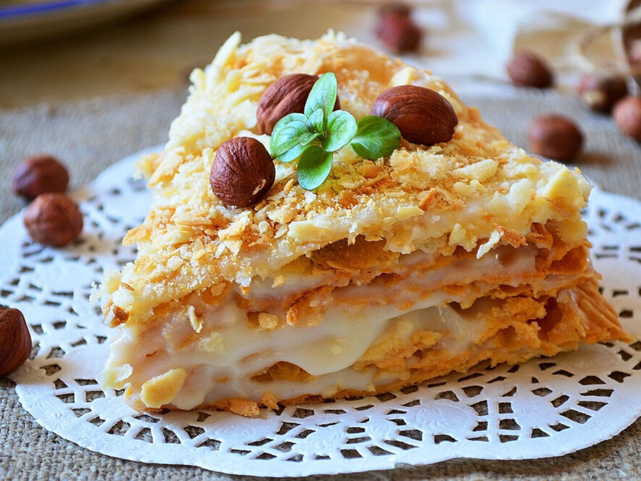 Торт "Наполеон" &ndash; один із найпопулярніших десертів у новорічні свята