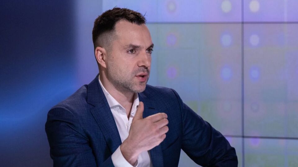 Арестович назвав кількість військових РФ, які загинуть у разі вторгнення в Україну
