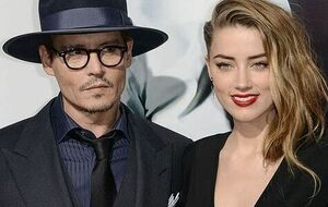 Джонни Депп и Эмбер Херд развелись в 2017 году