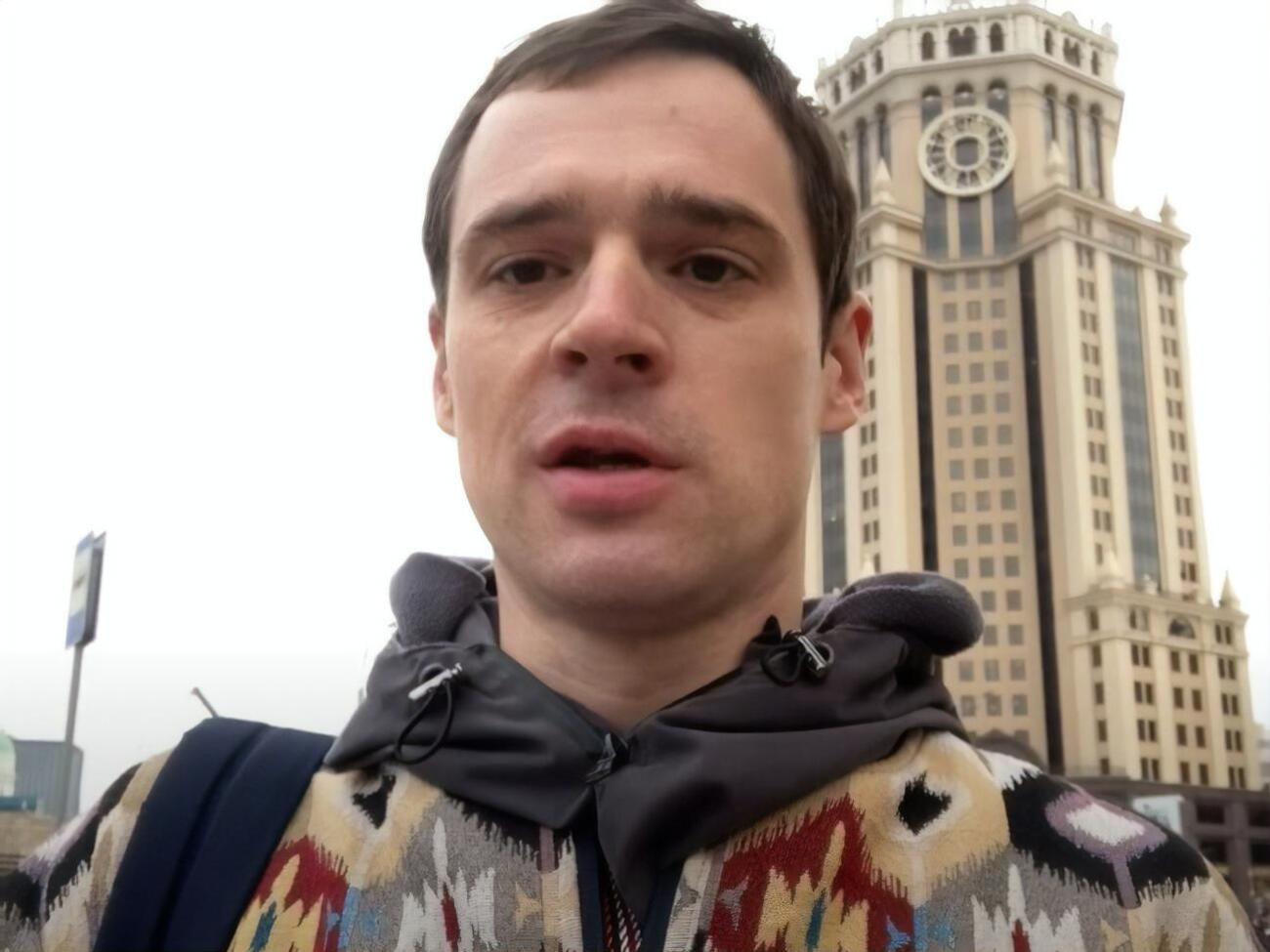 У Москві Захаров помітив, що за ним стежать