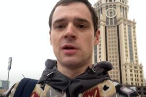 В Москве Захаров заметил, что за ним следят