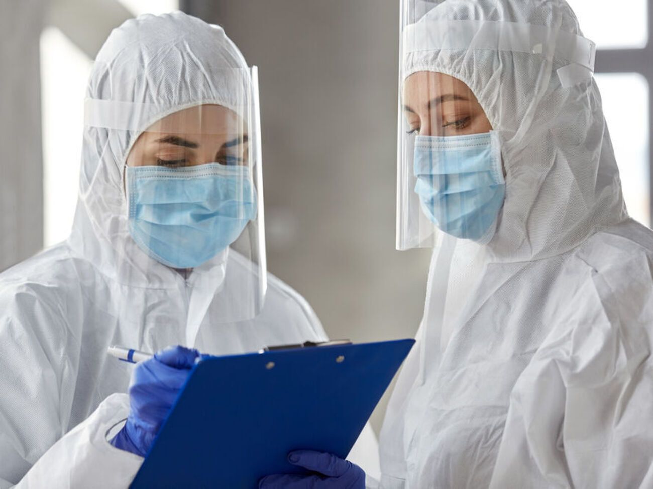 Вчені виявили присутність РНК коронавірусу у різних частинах тіла, зокрема в ділянці мозку