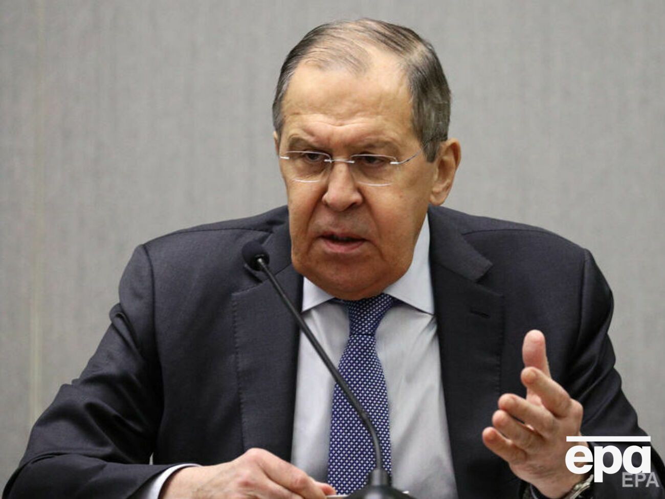 Лавров заговорил о "европейском театре, надеюсь, не военных действий"