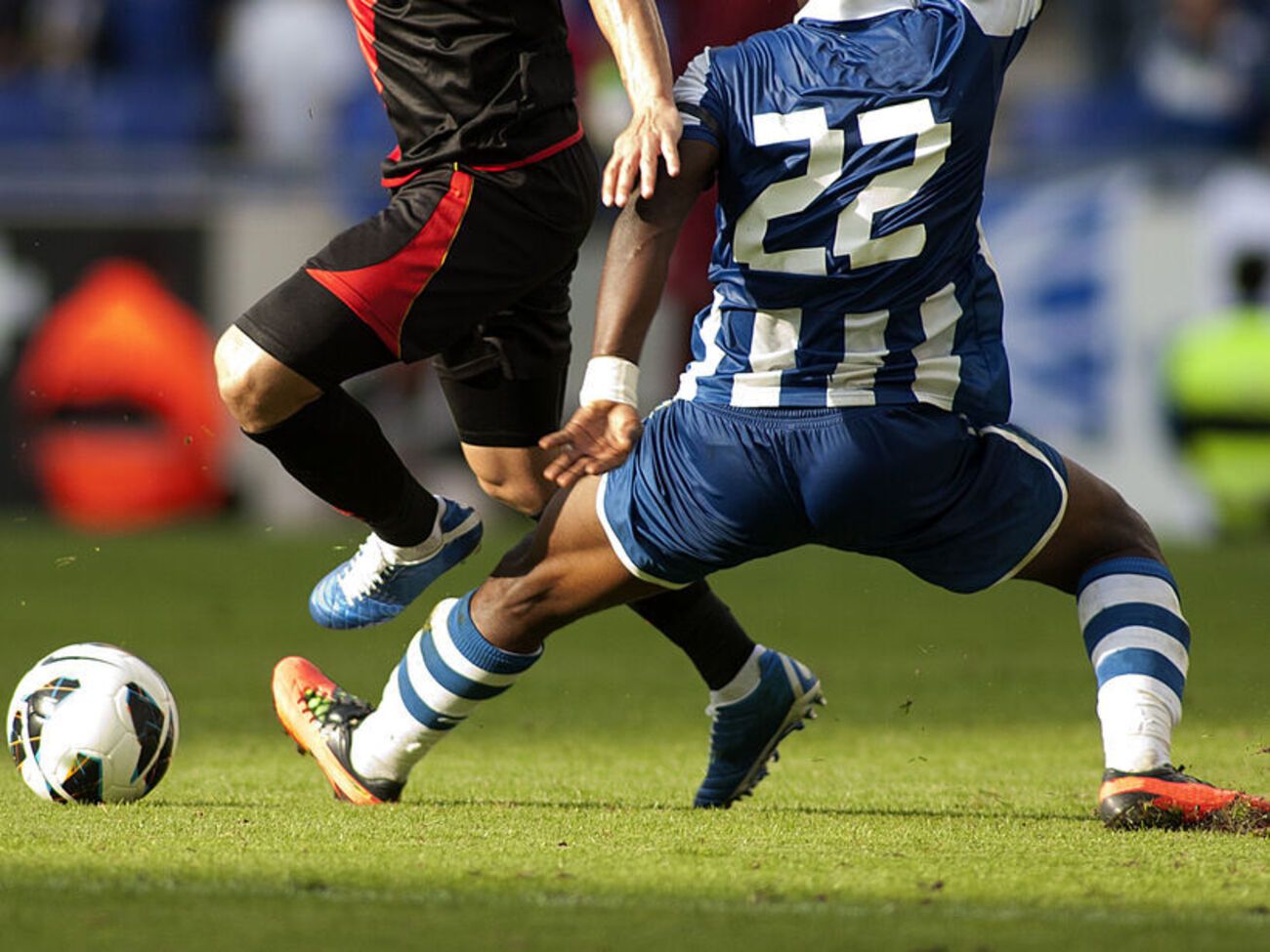 Ужесточение запрета на посещение матчей должны представить в начале 2022-го