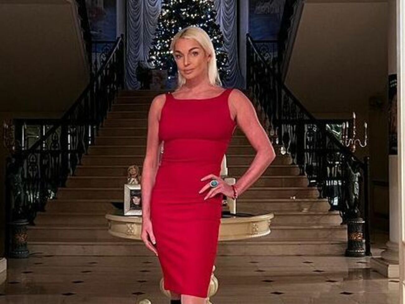 Волочкова:&nbsp;Сегодня я в роли Деда Мороза