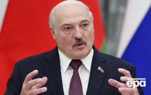 Согласно изменениям, считающий себя президентом Беларуси Александр Лукашенко получает неприкосновенность