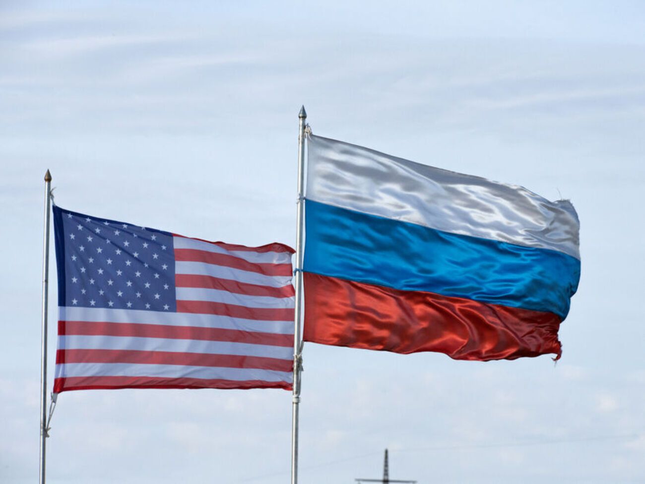 Ожидается, что в ходе переговоров представители США и России обсудят ситуацию с безопасностью вокруг Украины