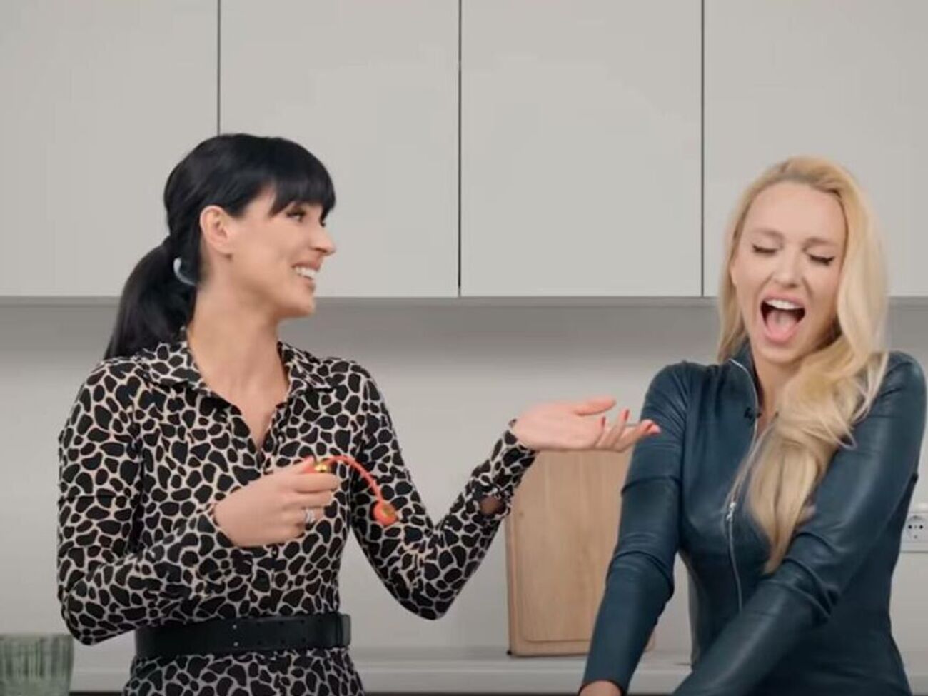 Ефросинина &ndash; Поляковой: Тебе нравится, когда много крови?