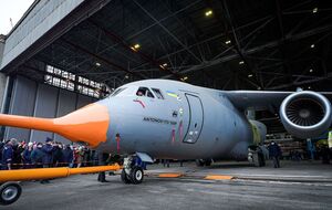 "Антонов" представил свой первый военно-транспортный самолет. Фоторепортаж