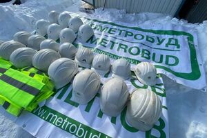 Метростроевцы работают на всех открытых участках – как в районе будущей станции "Мостицкая", так и на "Проспекте Правды"