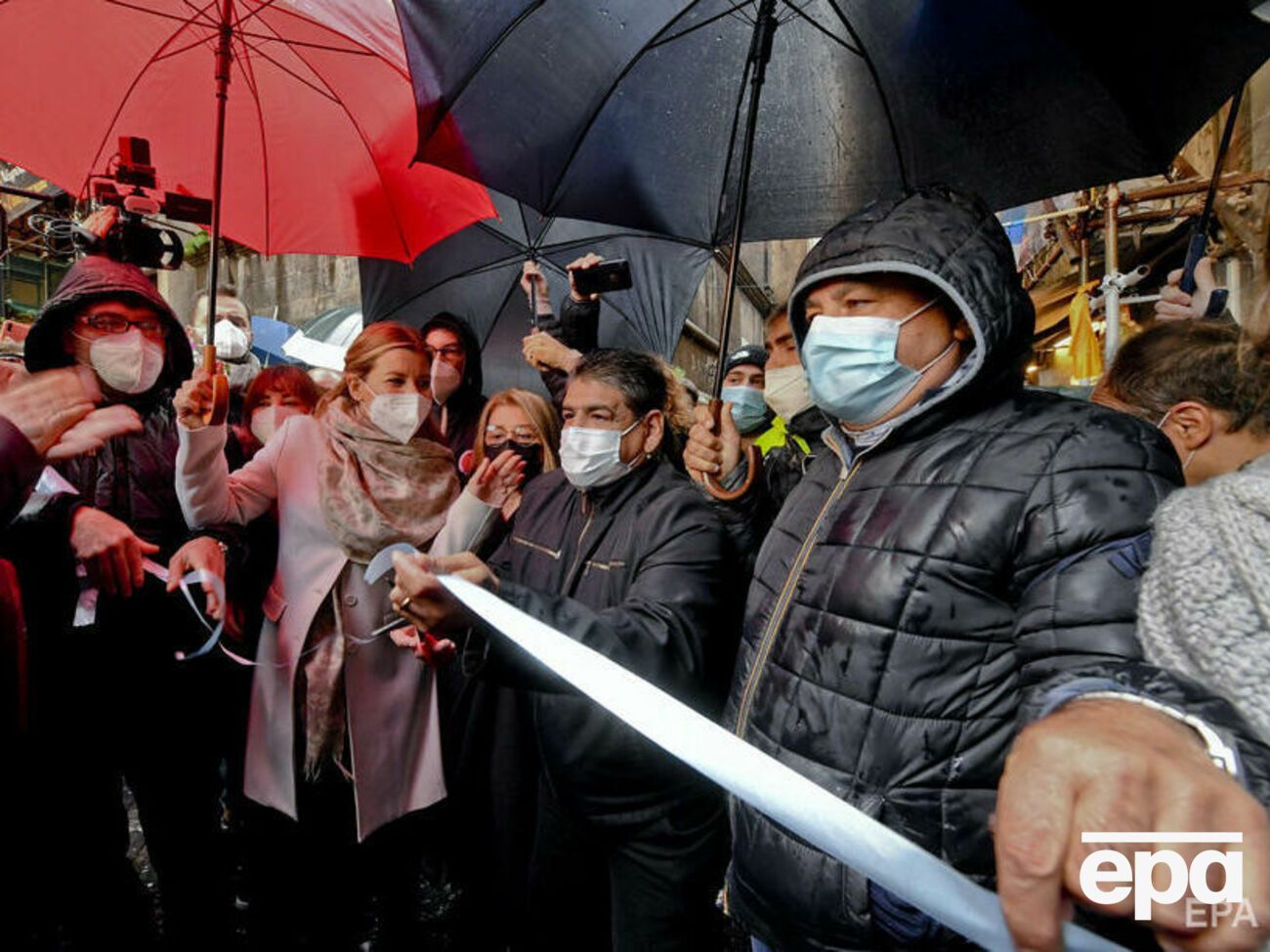 Уго Марадона (справа) умер через 13 месяцев после смерти своего брата Диего Марадоны