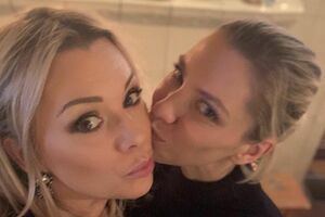 55-річна Ірина Салтикова зі своєю єдиною дочкою, 34-річною співачкою Алісою Салтиковою