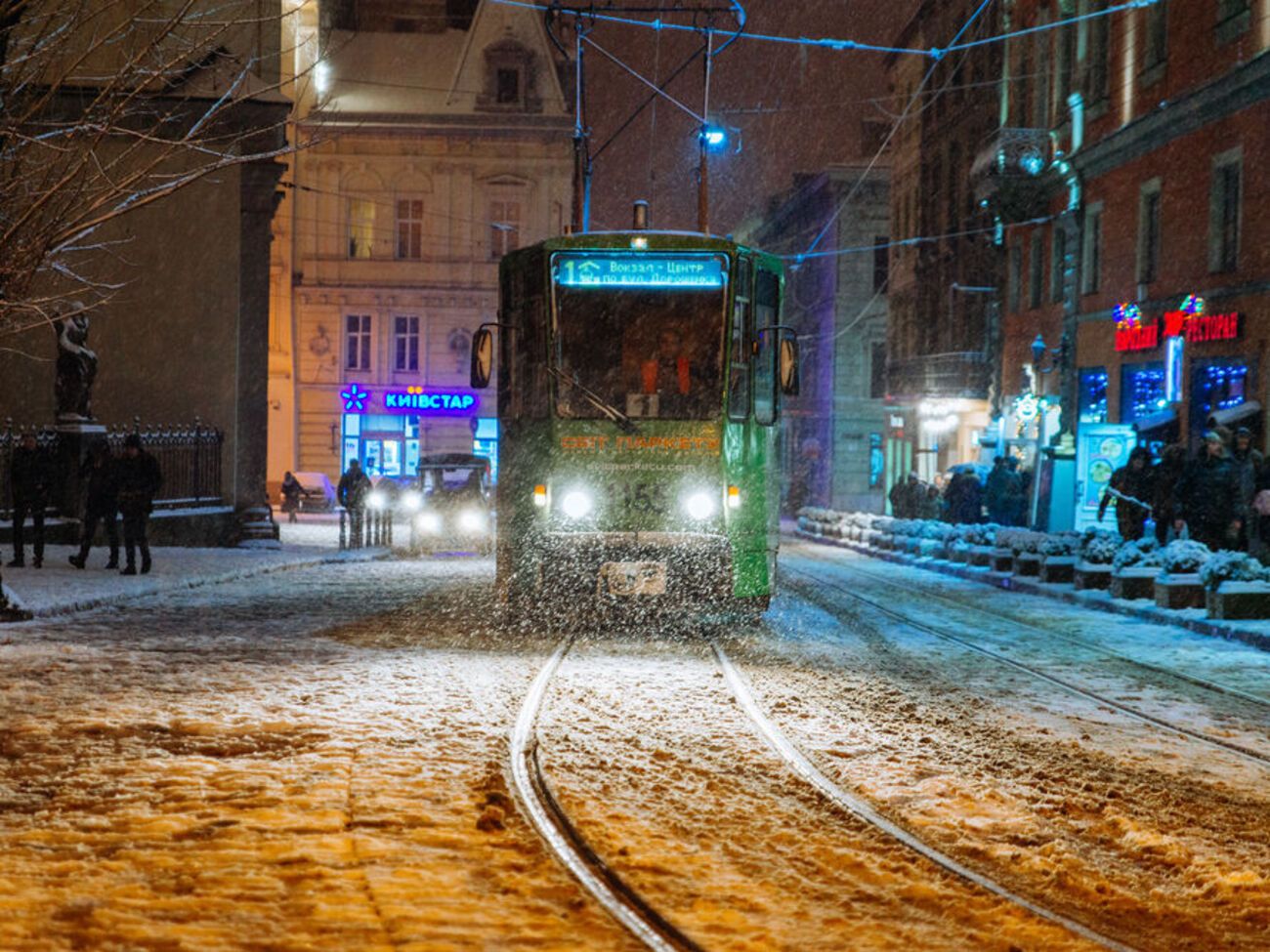 Причин, чому трамвай зійшов із рейок, поки що не називають