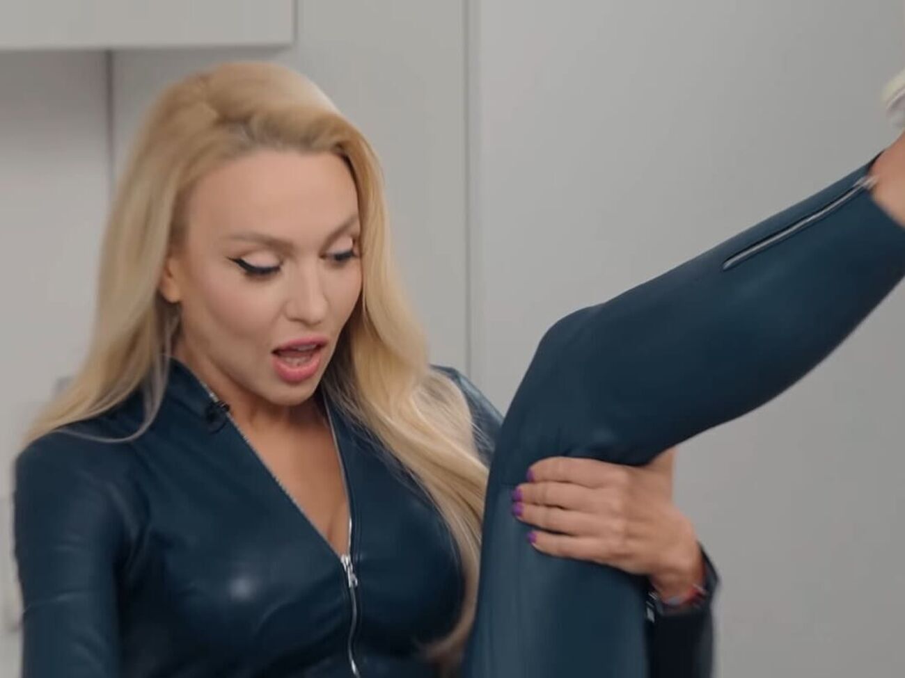 Полякова зізналася, що вперше побачила голу жінку, коли знайшла в батьків порнокарти