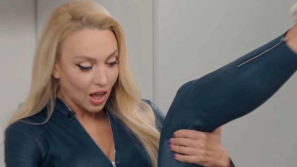 Полякова зізналася, що вперше побачила голу жінку, коли знайшла в батьків порнокарти