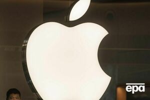 Apple ведет с другими компаниями "войну талантов"