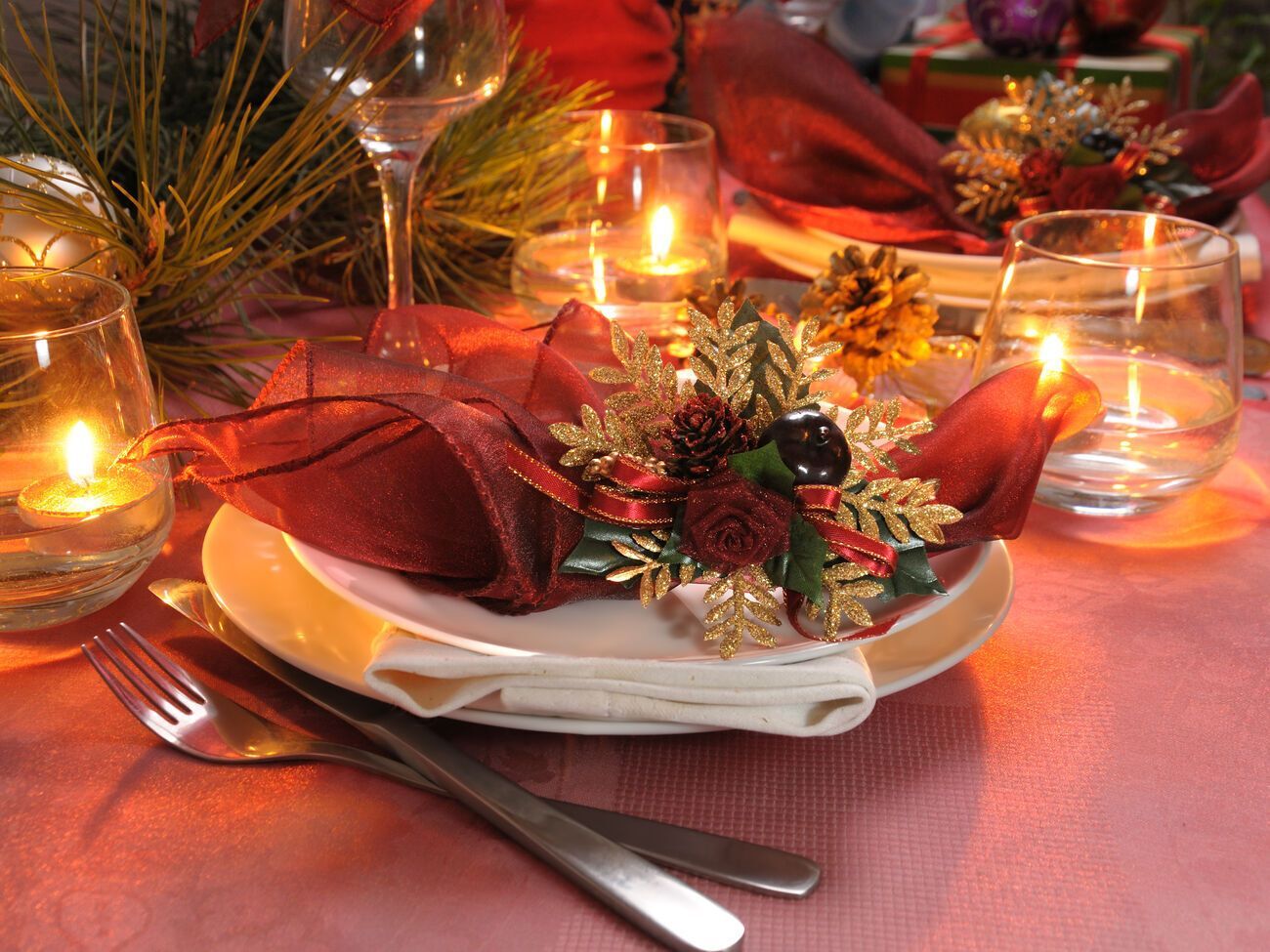 У середньому вартість новорічного столу &ndash;&nbsp;2022 для української сім'ї із чотирьох осіб становитиме 1845 грн, повідомили в партії