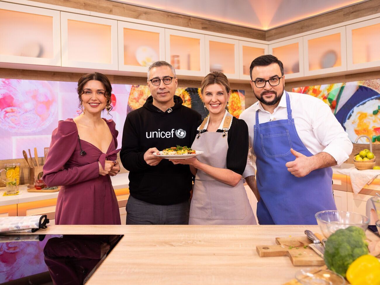 Жена президента посоветовала украинцам есть скумбрию и сказала, что в ее семье тоже готовят такую рыбу