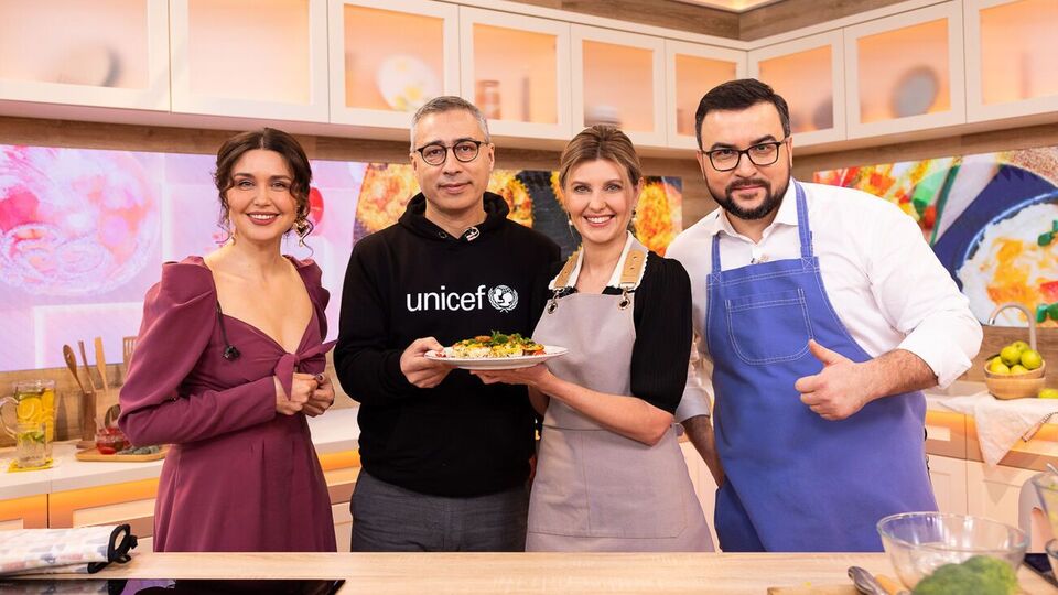 Жена президента посоветовала украинцам есть скумбрию и сказала, что в ее семье тоже готовят такую рыбу