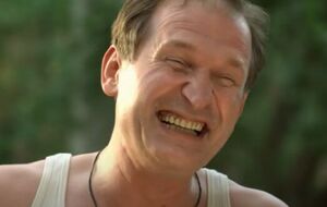 На украинском телевидении сериал вопреки закону транслируют на русском языке