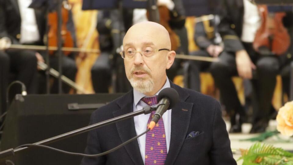 Резников: На случай возможной гибридной атаки мигрантами с территории Беларуси армия будет готова выполнить свою часть работы