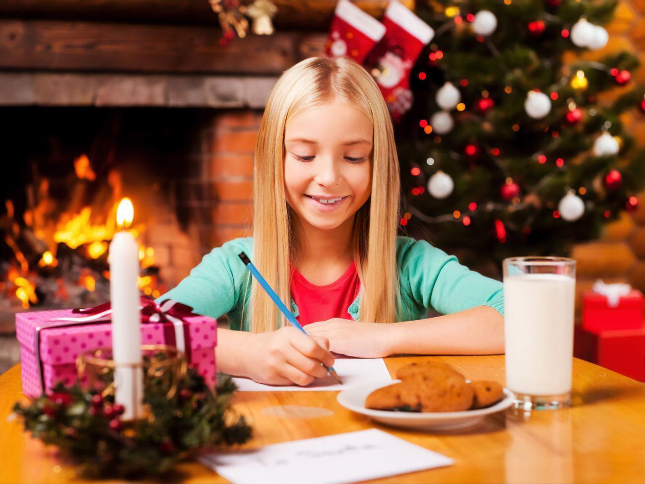 Ребенок может написать письмо святому Николаю как самостоятельно, так и с помощью родителей