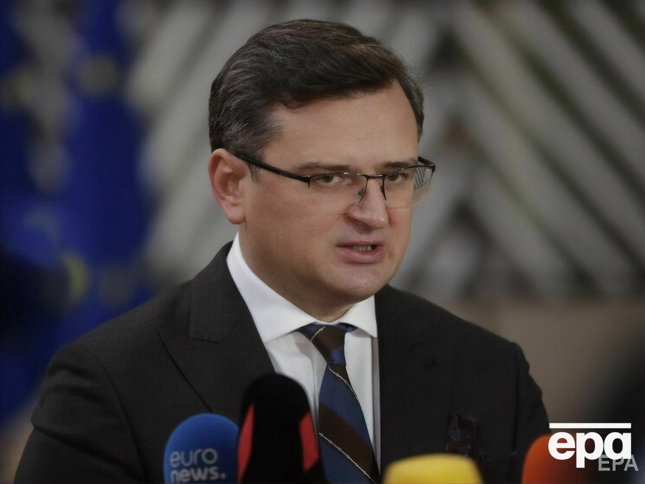 Якщо ці деталі розглянути разом, то доводиться визнати, що ситуація досить тривожна