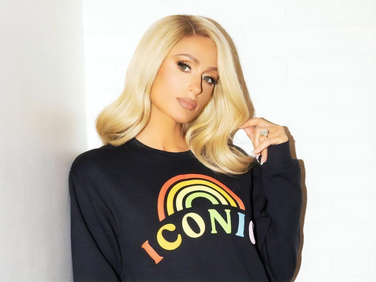 Пэрис Хилтон посвятила публикацию 40-летию певицы