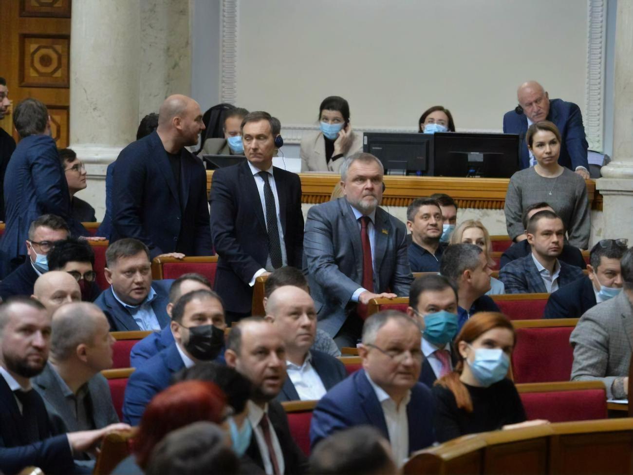 Рада й далі розглядатиме постанови, які блокують підписання закону, наступного пленарного тижня