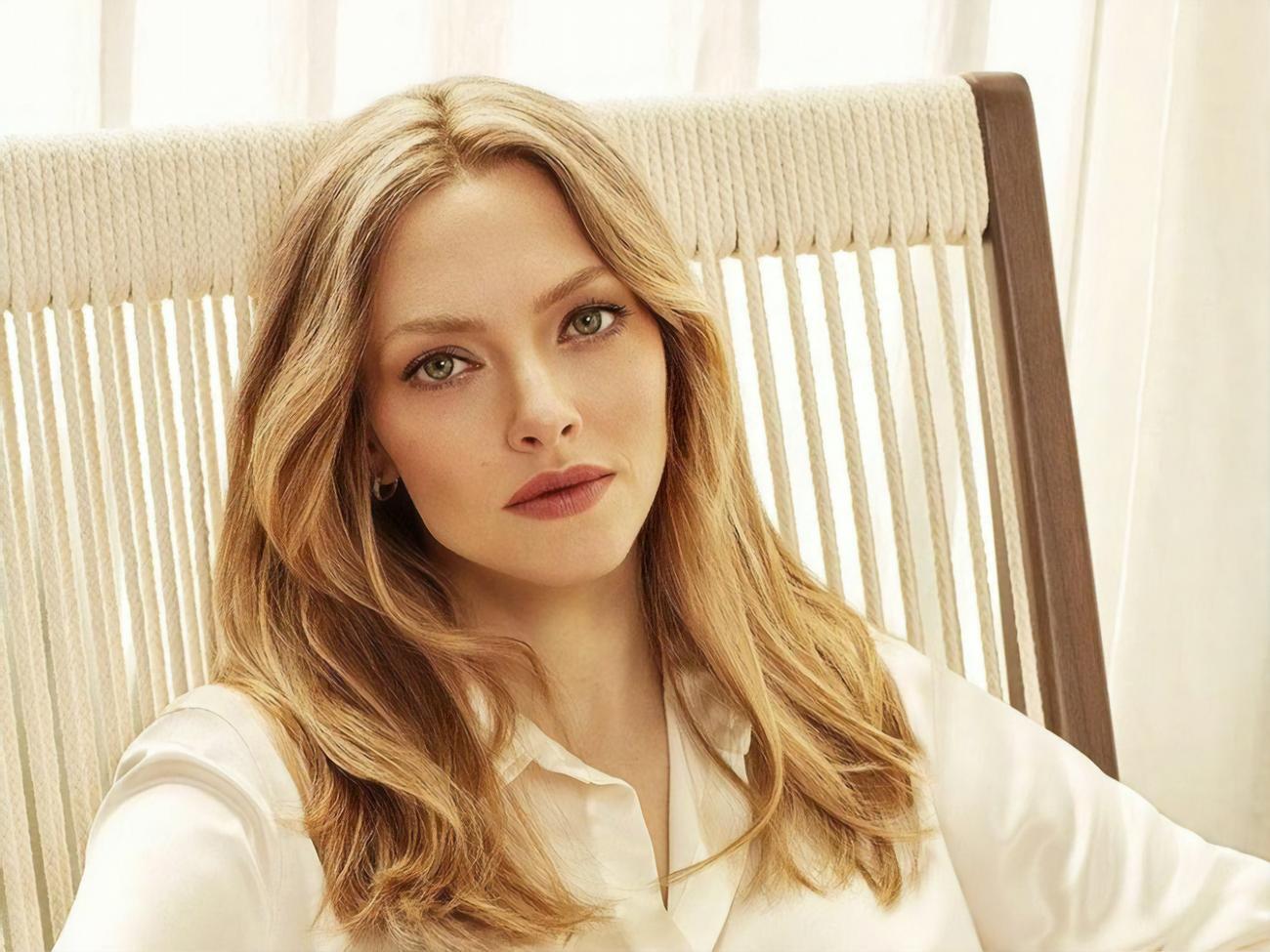 3 грудня Аманда Сейфрід святкує свій день народження