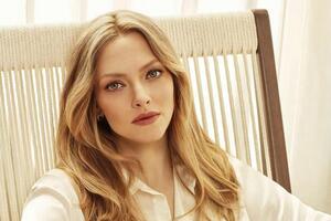 3 грудня Аманда Сейфрід святкує свій день народження