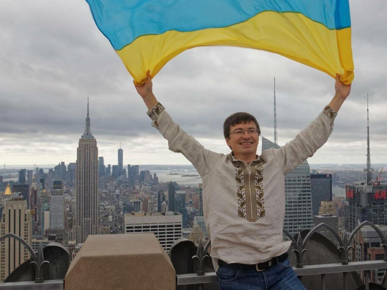 О нашей диаспоре раньше никто не думал. А Зеленский, предложив законопроект о множественном гражданстве, пошел против гарантированного хейта